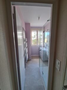 Remise en peinture Salle de bain + pose Sol Gerflor